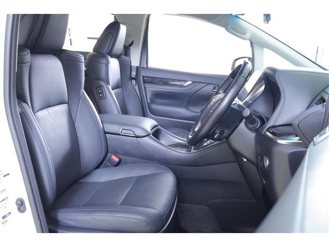 アルファード ２．５Ｓ　Ｃパッケージ　サンルーフ　フルセグ　メモリーナビ　ＤＶＤ再生　ミュージックプレイヤー接続可　後席モニター　バックカメラ　衝突被害軽減システム　ＥＴＣ　ドラレコ　両側電動スライド　ＬＥＤヘッドランプ　乗車定員７人（8枚目）