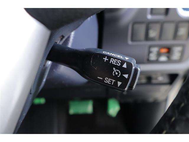 ノア ハイブリッドＧ　フルセグ　メモリーナビ　ＤＶＤ再生　ミュージックプレイヤー接続可　バックカメラ　ＥＴＣ　ドラレコ　両側電動スライド　ＬＥＤヘッドランプ　乗車定員７人　３列シート　フルエアロ　記録簿（17枚目）