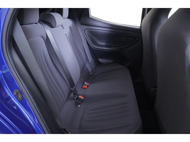 ヤリス Ｘ　Ｂパッケージ　メモリーナビ　ミュージックプレイヤー接続可　バックカメラ　ＥＴＣ　ドラレコ　記録簿（9枚目）