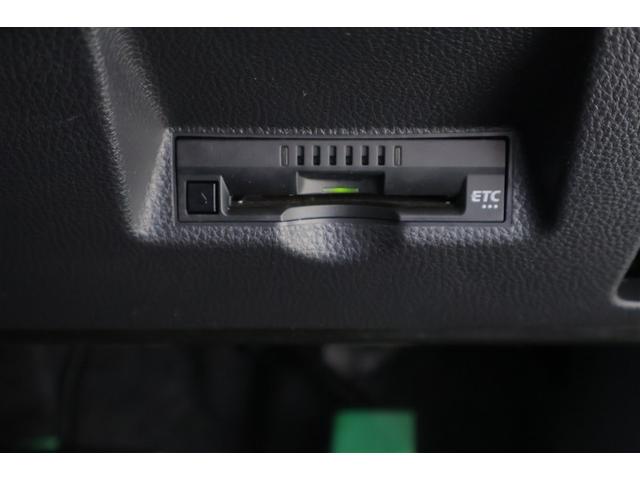 ヤリス Ｘ　Ｂパッケージ　メモリーナビ　ミュージックプレイヤー接続可　バックカメラ　ＥＴＣ　ドラレコ　記録簿（15枚目）