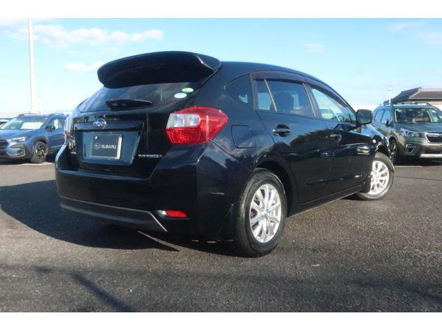 インプレッサスポーツ １．６ｉ－Ｌ　アウトレットにつき傷や凹み等は現状での販売となります。実際にお車をご確認いただくことをおすすめいたします。（2枚目）