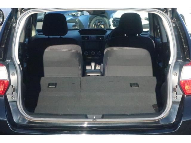 インプレッサスポーツ １．６ｉ－Ｌ　アウトレットにつき傷や凹み等は現状での販売となります。実際にお車をご確認いただくことをおすすめいたします。（11枚目）