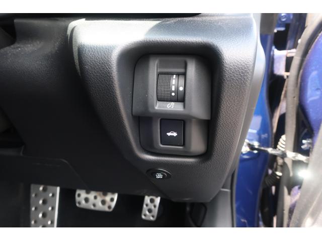 ＢＲＺ Ｓ　ナビＴＶ　ＥＴＣ　ドラレコ　１８インチアルミ　ブルートゥース　地デジ　ＳＤ　衝突安全ボディ　シートＨ　オートＬＥＤ　ＬＥＤランプ　オートライト　サイドエアバッグ　ＡＢＳ　ＥＴＣ２．０　キーフリー　盗難防止システム　パワーウインドウ　ＤＶＤ　ＶＤＣ（15枚目）