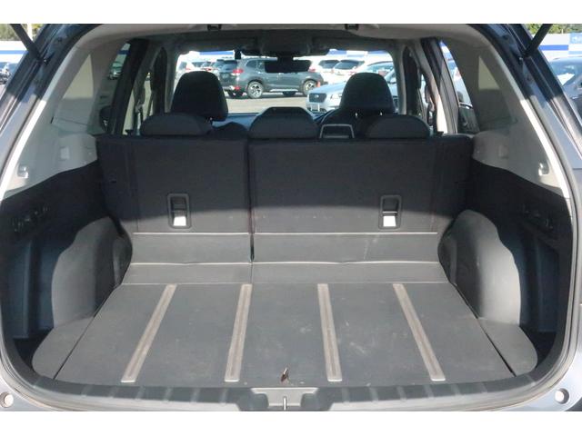フォレスター Ｘ－ブレイク　ルーフレール　ナビＴＶ　ＥＴＣ　ドラレコ　車線逸脱警報　Ｂｌｕｅｔｏｏｔｈオーディオ　オートライト　クルーズコントロール　オートエアコン　電動シート　サイドエアバック　前席シートヒーター　電動格納ミラー　ＡＷＤ　Ｓカメラ　フルセグ　ＵＳＢ（10枚目）