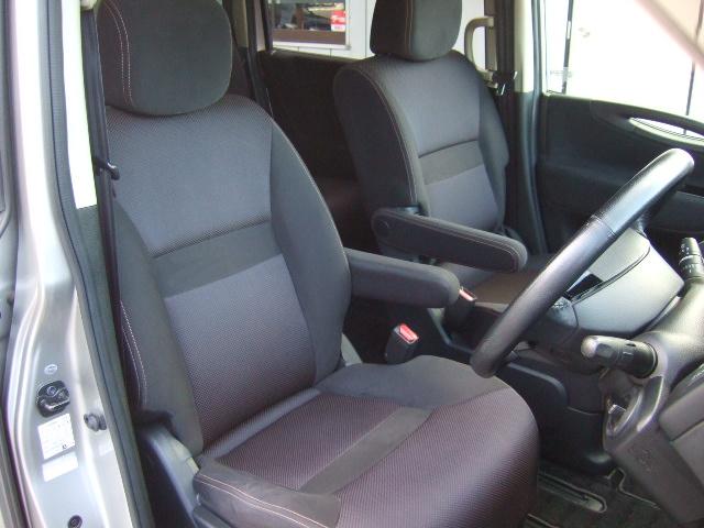 セレナ ハイウェイスター　Ｖエアロセレクション　純正ナビＴＶ　バックモニター　ＥＴＣ　両側電動スライドドア　エアロ　ＨＩＤヘッドライト　スマートキー（10枚目）