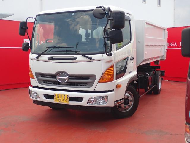 ヒノレンジャー 日野 脱着コンテナ 極東フックロール ツインシリンダー 車両サイズ長さ586cm幅19cm高さ240cm 最大積載量3900kg 車両総重量7995kg 荷台内寸長さ360cm幅190cm高さ118cm 乗車定員3人 nox適合 栃木県 脱着 ヒノレンジャー 日野 脱着コンテナ 極東フックロール ツインシリンダー 車両サイズ長さ586cm幅19cm高さ240cm 最大積載量3900kg 車両総重量7995kg 荷台内寸長さ360cm幅190cm高さ118cm 乗車定員3人 nox適合 栃木県 脱着