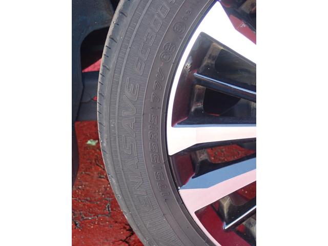 ルーミー カスタムＧ－Ｔ　純正９インチナビ　フルセグ　両パワスラ　セーフティセンス　レーダークルーズ　パノラミックビューモニター　コーナーセンサー　オートライト　Ｐスタート　ＬＥＤヘッドライト　前シートヒーター　前後ドラレコ（10枚目）