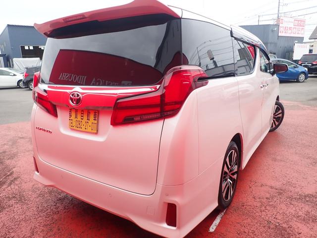 アルファード ２．５Ｓ　Ｃパッケージ　シートヒーター・後部モニター・サンルーフ（5枚目）