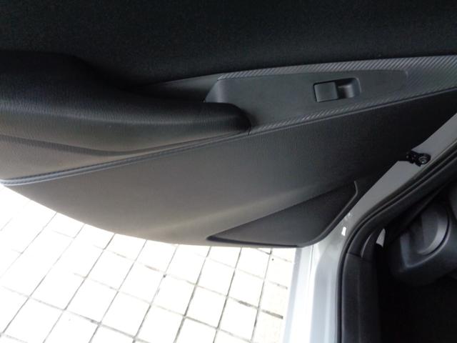 ＭＡＺＤＡ２ １５スポルト　【登録済未使用車】ＬＥＤヘッドランプ　電動格納リモコン式カラードドアミラー　全方位モニター　８．８インチセンターディスプレイ　フルオートエアコン　ＡｐｐｌｅＣａｒＰｌａｙ／ＡｎｄｒｏｉｄＡｕｔｏ対応（30枚目）