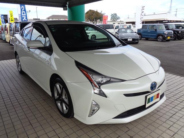 プリウス Sツーリングセレクション 純正大型ナビ TV ETC2.0車載器 バックモニター ブラックレザーシート シートヒーター オートハイビーム レーダークルーズ LEDライト 純正アルミホイール(8枚目)