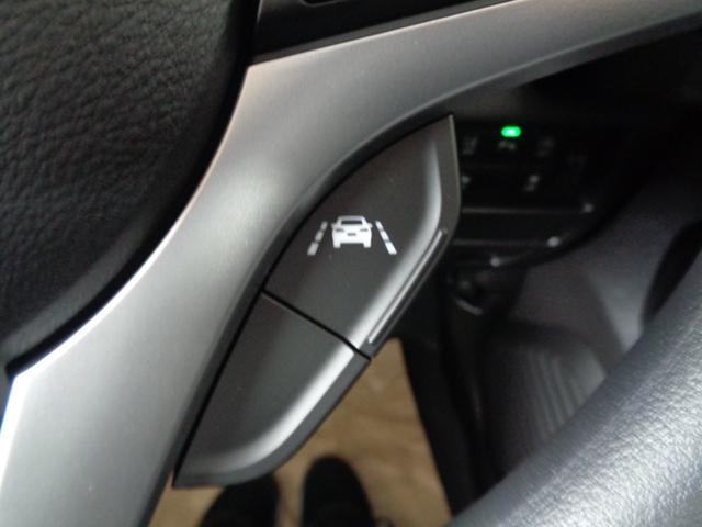ハスラー ハイブリッドＧ　【届出済未使用車】　メッキフロントグリル、ヘッドランプガーニッシュ　　ファブリックシート表皮　フルオートエアコン　運転席・助手席シートヒーター　１５インチスチールホイール　ウレタンステアリングホイール（27枚目）