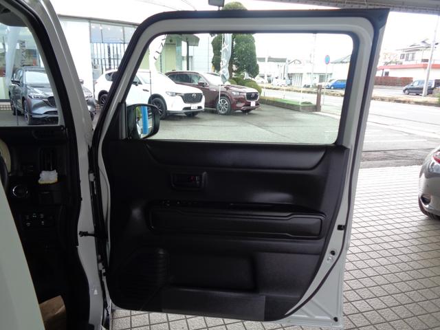 ハスラー ハイブリッドＧ　【届出済未使用車】　メッキフロントグリル、ヘッドランプガーニッシュ　　ファブリックシート表皮　フルオートエアコン　運転席・助手席シートヒーター　１５インチスチールホイール　ウレタンステアリングホイール（53枚目）