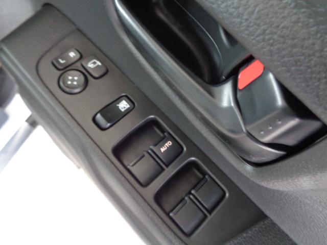 ハスラー ハイブリッドＧ　【届出済未使用車】　メッキフロントグリル、ヘッドランプガーニッシュ　　ファブリックシート表皮　フルオートエアコン　運転席・助手席シートヒーター　１５インチスチールホイール　ウレタンステアリングホイール（54枚目）