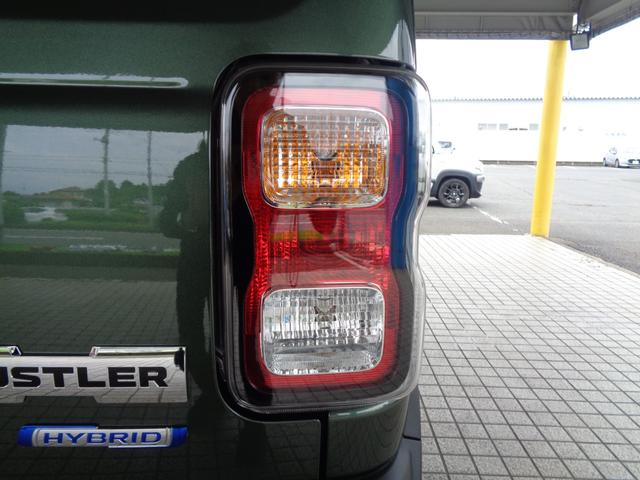 ハスラー タフワイルド　【届出済未使用車】運転席助手席シートヒーター　マイルドハイブリッド　フルオートエアコン（ナノイーＸ搭載）　ＬＥＤフロントフォグランプ　ルーフレール　１５インチアルミホイール　本革巻ステアリングホイール（17枚目）