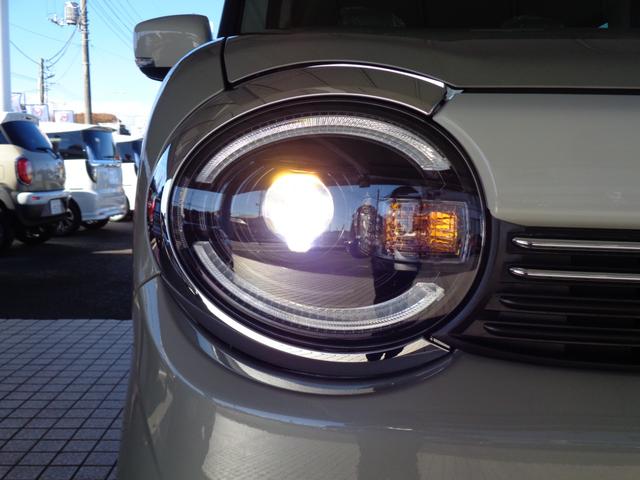 ワゴンRスマイル クリームコーデ 【届出済未使用車】LEDヘッドランプ LEDフロントフォグランプ 後席両側ワンアクションパワースライドドア 運転席・助手席シートーヒーター 14インチフルホイールキャップ USB電源ソケット(10枚目)