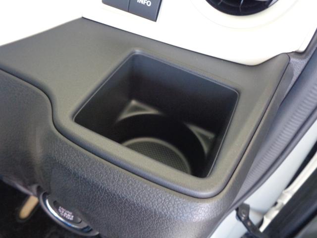 ワゴンRスマイル クリームコーデ 【届出済未使用車】LEDヘッドランプ LEDフロントフォグランプ 後席両側ワンアクションパワースライドドア 運転席・助手席シートーヒーター 14インチフルホイールキャップ USB電源ソケット(63枚目)