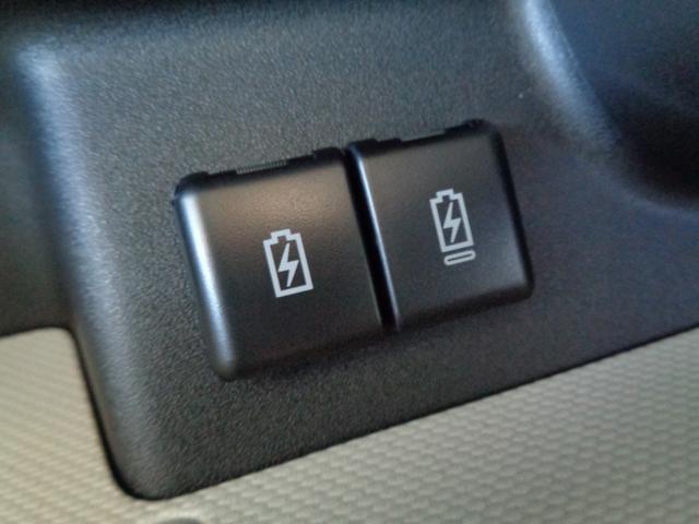 スペーシア ハイブリッドX 【届出済未使用車】LEDヘッドランプ スリムサーキュレーター 後席両側ワンアクションパワースライドドア ロールサンシェード 運転席助手席シートヒーター 後席両側パーソナルテーブル マルチユースフラップ(27枚目)
