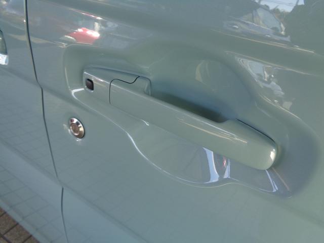 スペーシア ハイブリッドX 【届出済未使用車】LEDヘッドランプ スリムサーキュレーター 後席両側ワンアクションパワースライドドア ロールサンシェード 運転席助手席シートヒーター 後席両側パーソナルテーブル マルチユースフラップ(42枚目)