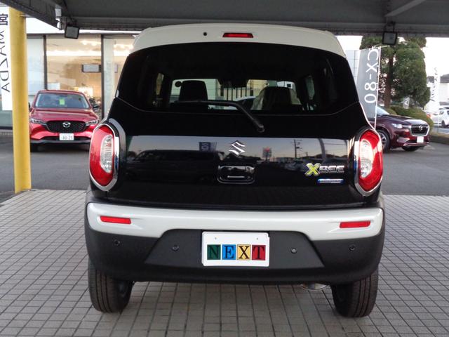 クロスビー ハイブリッドＭＺ　【登録済使用車】ＬＥＤヘッドランプ　ＬＥＤフロントフォグランプ　メッキドアハンドル　本革巻ステアリングホイール　運転席・助手席シートヒーター　ファブリックシート表皮　防汚タイプラゲッジフロア（9枚目）