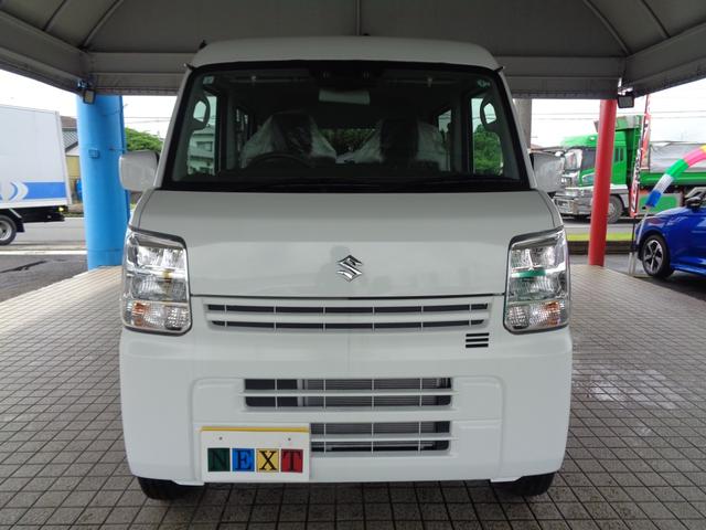 エブリイ ＰＣ　【届出済未使用車】ＬＥＤヘッドランプ　運転席シートヒーター　フロントパワーウインドウ　電波式キーレスエントリー　ＵＳＢ電源ソケット　ファブリックシート表皮　助手席シートバックテーブル（2枚目）