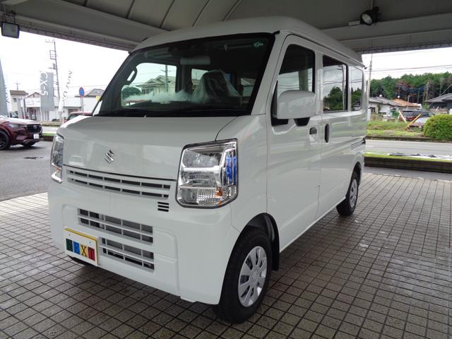 エブリイ ＰＣ　【届出済未使用車】ＬＥＤヘッドランプ　運転席シートヒーター　フロントパワーウインドウ　電波式キーレスエントリー　ＵＳＢ電源ソケット　ファブリックシート表皮　助手席シートバックテーブル（12枚目）