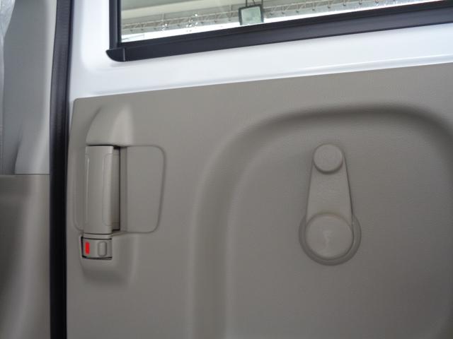 エブリイ ＰＣ　【届出済未使用車】ＬＥＤヘッドランプ　運転席シートヒーター　フロントパワーウインドウ　電波式キーレスエントリー　ＵＳＢ電源ソケット　ファブリックシート表皮　助手席シートバックテーブル（77枚目）