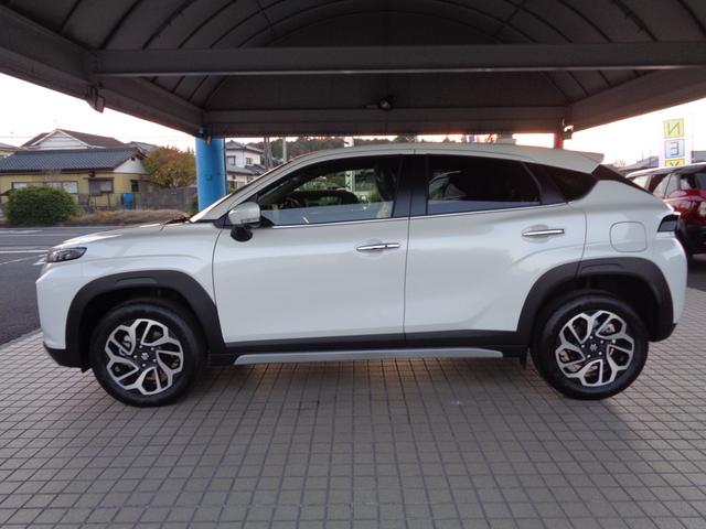 フロンクス ベースグレード 【登録済未使用車】全方位モニター付ナビ スズキコネクト連携 フルセグ AppleCarPlay・androidauto対応 Bluetooth ワイヤレス充電器 シートヒーター 電動パーキングブレーキ(5枚目)