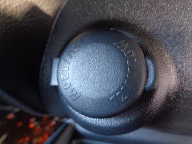 フロンクス ベースグレード 【登録済未使用車】全方位モニター付ナビ スズキコネクト連携 フルセグ AppleCarPlay・androidauto対応 Bluetooth ワイヤレス充電器 シートヒーター 電動パーキングブレーキ(41枚目)