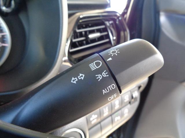 フロンクス ベースグレード 【登録済未使用車】全方位モニター付ナビ スズキコネクト連携 フルセグ AppleCarPlay・androidauto対応 Bluetooth ワイヤレス充電器 シートヒーター 電動パーキングブレーキ(63枚目)