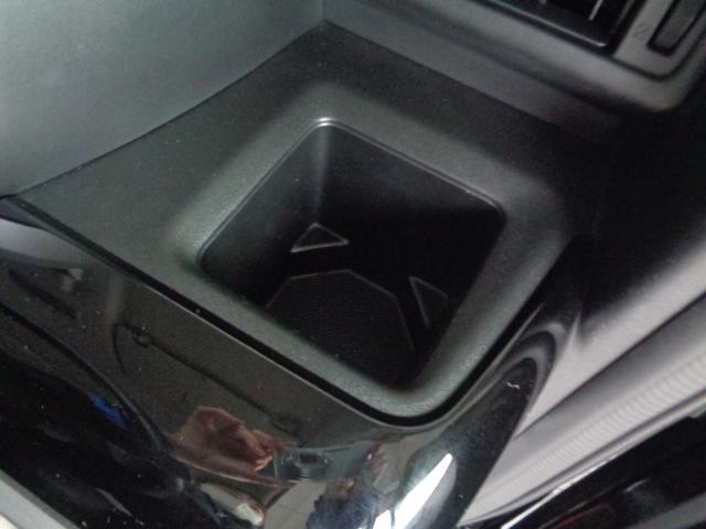 スペーシアカスタム ハイブリッドＸＳ　８インチナビ　フルセグ　Ｂｌｕｅｔｏｏｔｈ　ＣＤ　ＥＴＣ車載器　シートヒーター（18枚目）