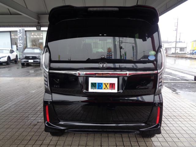 Ｎ－ＢＯＸカスタム Ｇ・Ｌホンダセンシング　８インチセンターナビ　ＥＴＣ車載器　フルセグＴＶ　バックカメラ　両側電動パワースライドドア　ＬＥＤヘッドライト　オートハイビーム　純正１４インチアルミホイール　フォグランプ（10枚目）