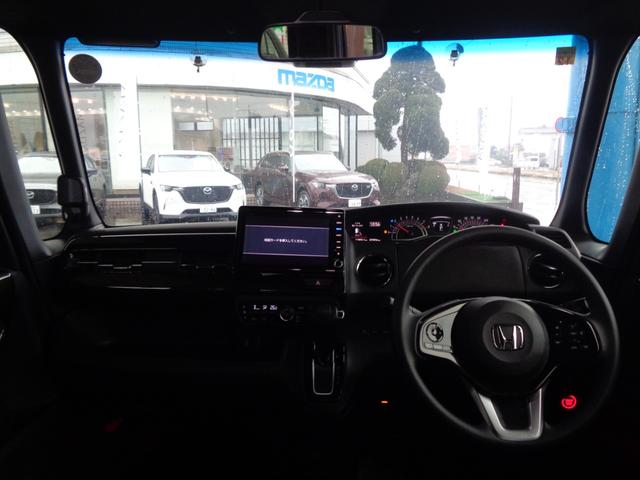 Ｎ－ＢＯＸカスタム Ｇ・Ｌホンダセンシング　８インチセンターナビ　ＥＴＣ車載器　フルセグＴＶ　バックカメラ　両側電動パワースライドドア　ＬＥＤヘッドライト　オートハイビーム　純正１４インチアルミホイール　フォグランプ（45枚目）