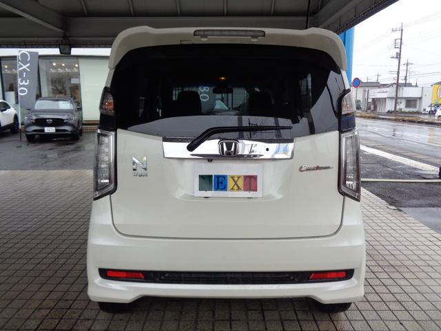 Ｎ－ＷＧＮカスタム Ｇ・ターボパッケージ　スマートキー　衝突軽減システム　クルーズコントロール　パドルシフト　ハーフレザーシート　純正１５インチアルミホイール（10枚目）