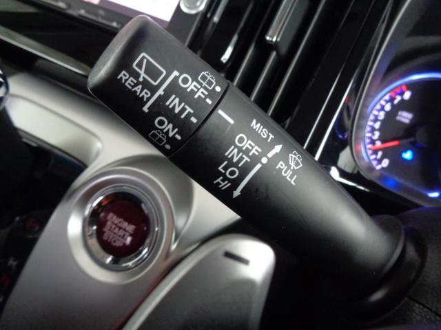 Ｎ－ＷＧＮカスタム Ｇ・ターボパッケージ　スマートキー　衝突軽減システム　クルーズコントロール　パドルシフト　ハーフレザーシート　純正１５インチアルミホイール（41枚目）