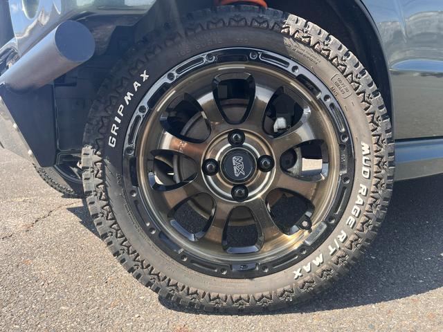 エブリイワゴン ＰＺターボスペシャル　３５ｍｍリフトアップ　ＫＥＮＯＵフロントバンパー　ＫＥＮＯＵガードバー　ＫＥＮＯＵリヤショートバンパー　１５インチカスタムホイール　オフロードタイヤ　７インチ地デジナビ　ＥＴＣ　バックカメラ　ドラレコ（13枚目）