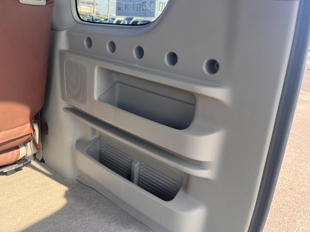 エブリイワゴン ＰＺターボスペシャル　３５ｍｍリフトアップ　ＫＥＮＯＵフロントバンパー　ＫＥＮＯＵガードバー　ＫＥＮＯＵリヤショートバンパー　１５インチカスタムホイール　オフロードタイヤ　７インチ地デジナビ　ＥＴＣ　バックカメラ　ドラレコ（41枚目）