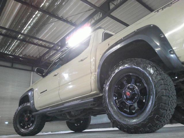 トヨタ タコマ ダブルキャブ TRDオフロード 3500CC V6