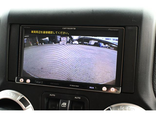 ジープ・ラングラーアンリミテッド ルビコン　１０ｔｈアニバーサリーエディション　３６００ＣＣ　Ｖ６　特別仕様車　１７インチアルミホイール　レッドレザーシート　シートヒーター　カロッツェリアナビ　サイド　バックカメラ　ＥＴＣ　クルーズコントロール（15枚目）