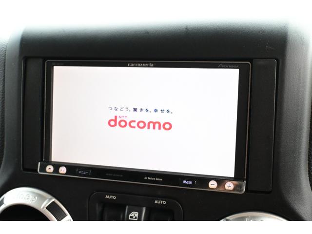 ジープ・ラングラーアンリミテッド ルビコン　１０ｔｈアニバーサリーエディション　３６００ＣＣ　Ｖ６　特別仕様車　１７インチアルミホイール　レッドレザーシート　シートヒーター　カロッツェリアナビ　サイド　バックカメラ　ＥＴＣ　クルーズコントロール（17枚目）