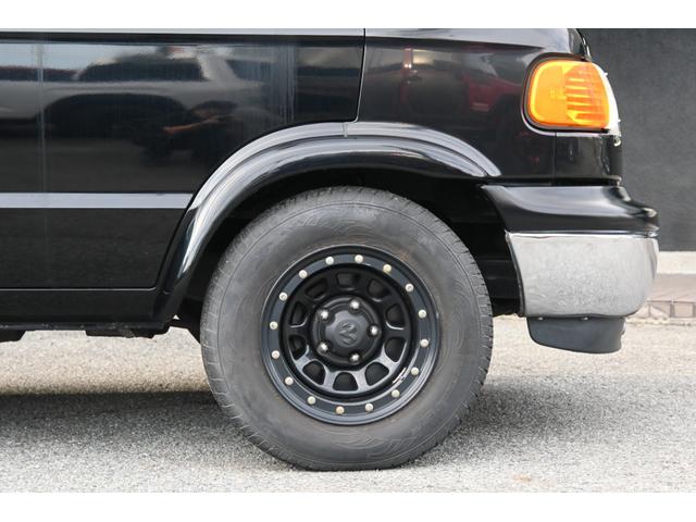 ダッジ・バン 　ラムバンミディアム　最終　５９００ｃｃ　リア観音　セカンドキャプテンシート　サードシート電動フルフラット　１６インチホイール　ヒッチメンバー　希少ＨＤクロームステップバンパー　オートチェックレポート（13枚目）