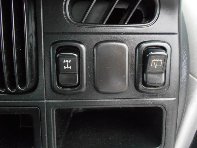クルーズ 4WD 5MT エアコンパワステ(9枚目)