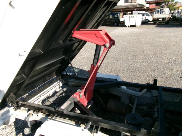 NT100クリッパートラック  4WD 5MT PTOダンプ エアコン パワーステアリング エアバック(9枚目)