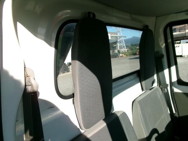 NT100クリッパートラック  4WD 5MT PTOダンプ エアコン パワーステアリング エアバック(16枚目)