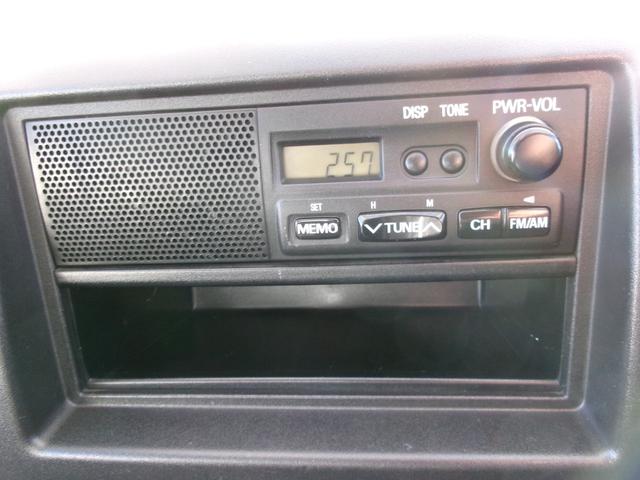 NT100クリッパートラック  4WD 5MT PTOダンプ エアコン パワーステアリング エアバック(19枚目)