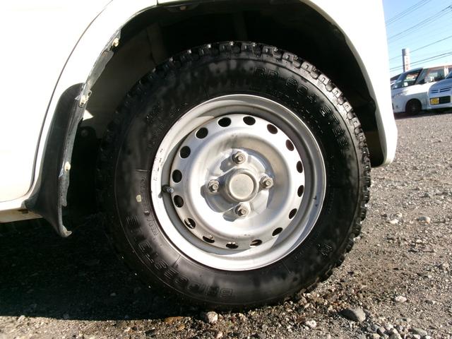 NT100クリッパートラック  4WD 5MT PTOダンプ エアコン パワーステアリング エアバック(40枚目)