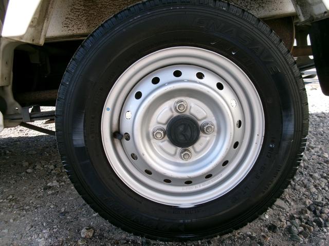 スクラムトラック ＫＣスペシャル　４ＷＤ　５ＭＴ　エアコン　パワーステアリング　純正ラジオ（31枚目）