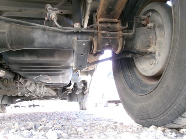 スクラムトラック ＫＣスペシャル　４ＷＤ　５ＭＴ　エアコン　パワーステアリング　純正ラジオ（35枚目）