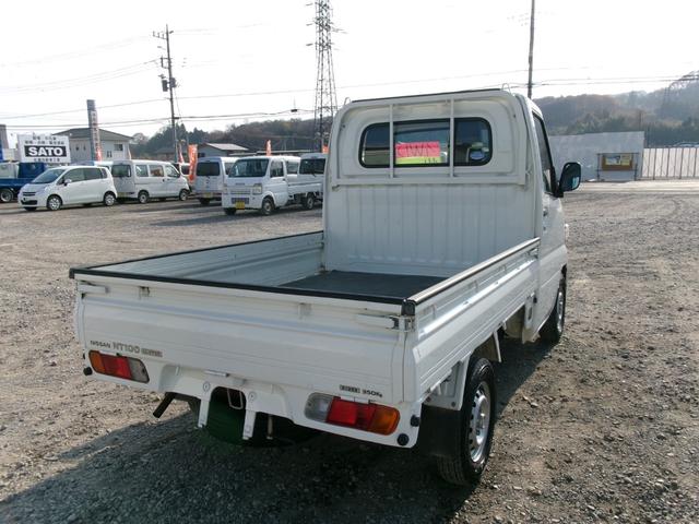 NT100クリッパートラック SD 4WD AT エアコン パワーステアリング 純正AMFMラジオ(2枚目)