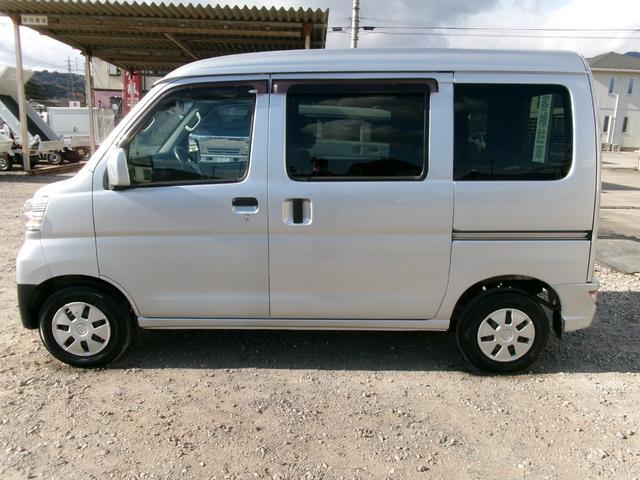 ハイゼットカーゴ クルーズSAIII 4WD 5MT エアコン パワステ パワーウインドウ 両側スライドドア キーレスエントリー(6枚目)