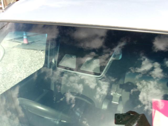 ハイゼットカーゴ クルーズSAIII 4WD 5MT エアコン パワステ パワーウインドウ 両側スライドドア キーレスエントリー(7枚目)